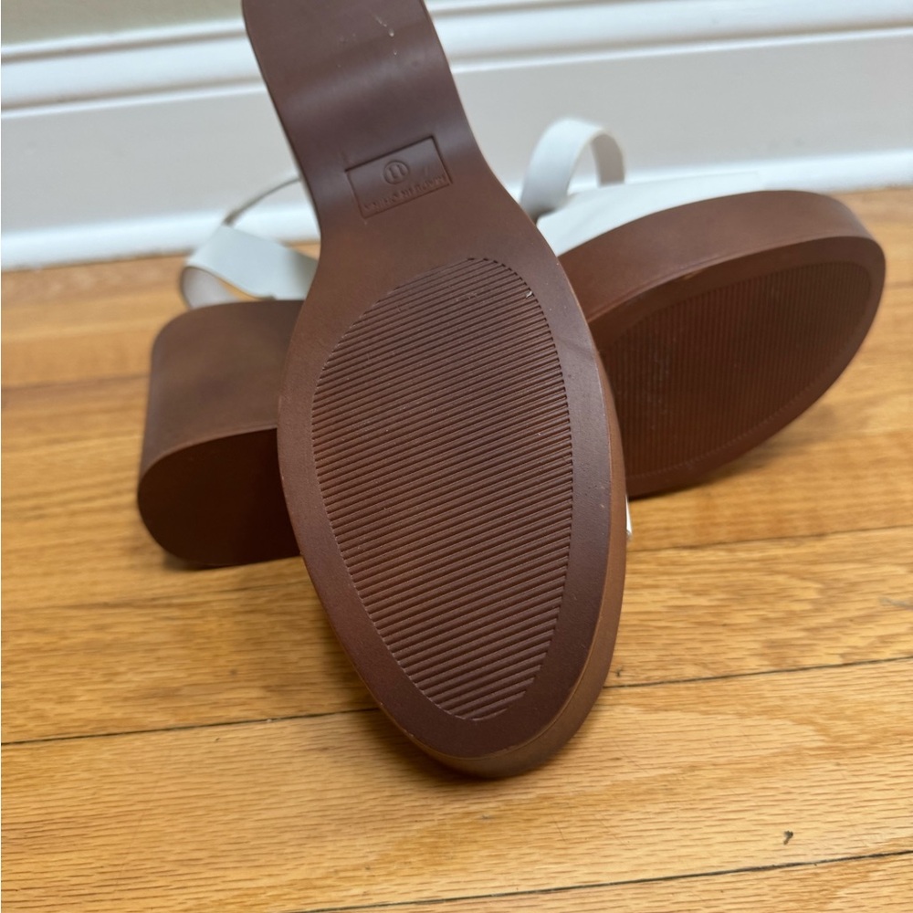 Me Too Sandals - Picture 4 of 5